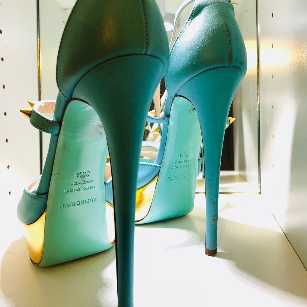 Authentic Ruthie Davis Jupiter Pumps - Picture 3 of 8